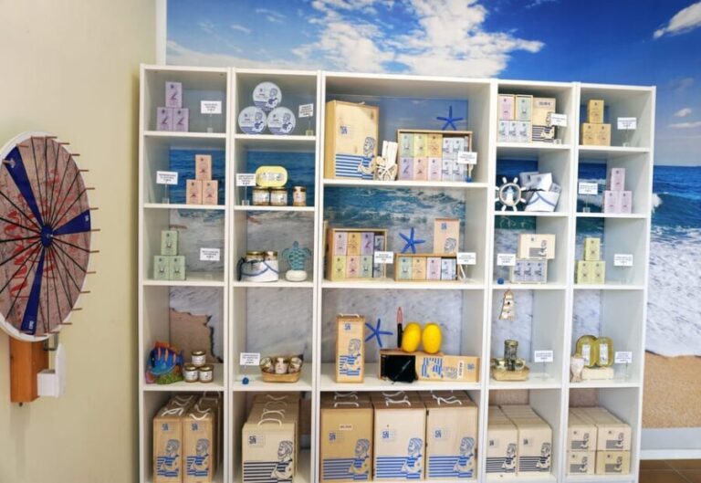 Visit the factory of the Best Anchovies, Santoña, personalized in Spanish - The Breakdown of the Itinerary