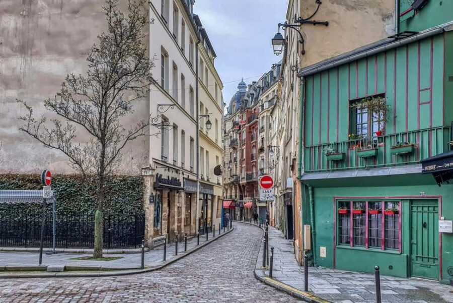 Visita in italiano: Quartiere Latino, Marais o Lungo Senna - What’s Included and What’s Not