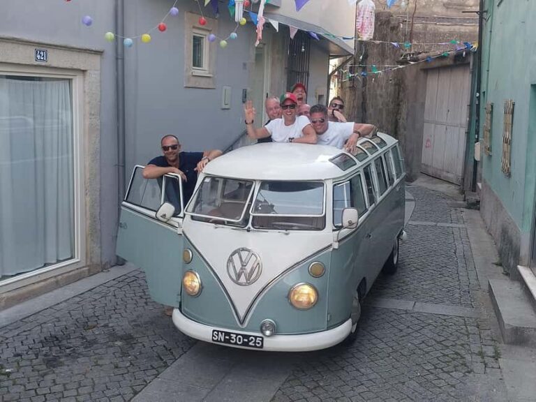 Vw Kombi highlights tour & best views to Porto - The Experience Inside the Vintage Kombi