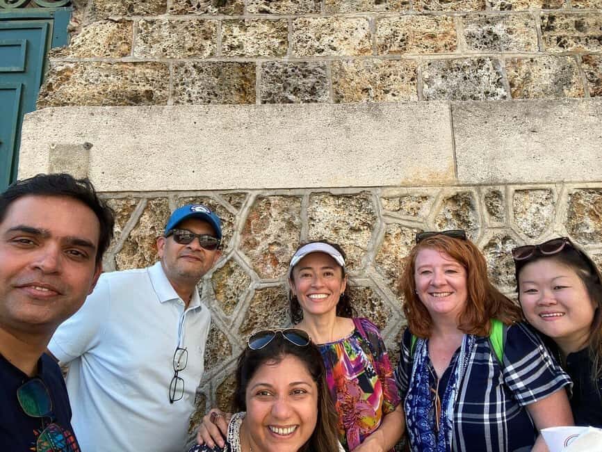 Walking Tour in Paris Montmartre with Tastings and Stories - A Closer Look at the Itinerary