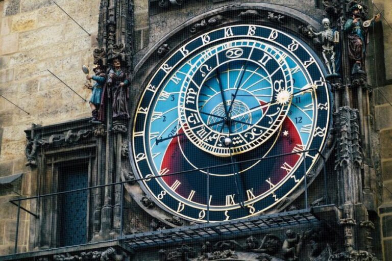 Walking tour of Prague in french: Old Town & Charles Bridge - What We Loved About This Tour