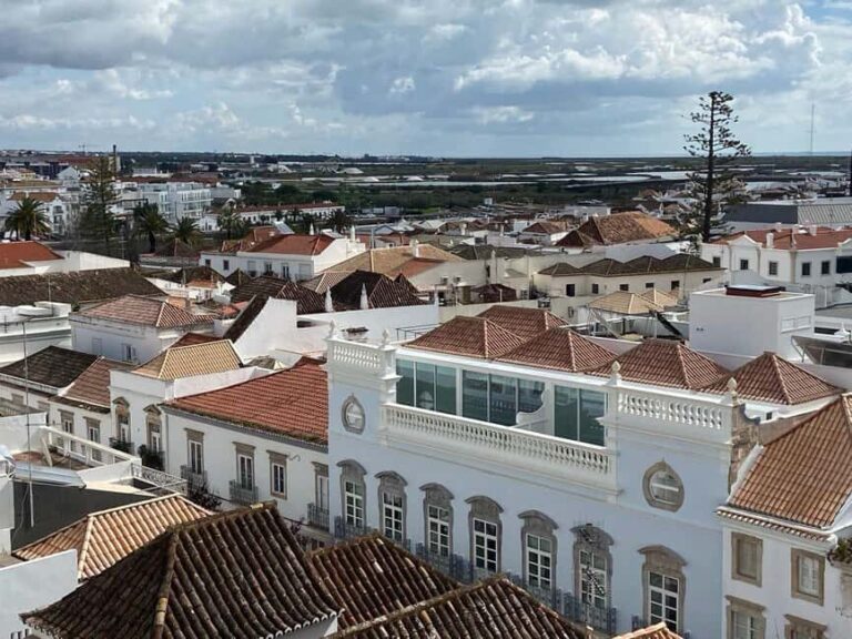 Walking tour of Tavira/Ilha de Tavira/Barril/Santa Luzia - Transportation and Practicalities