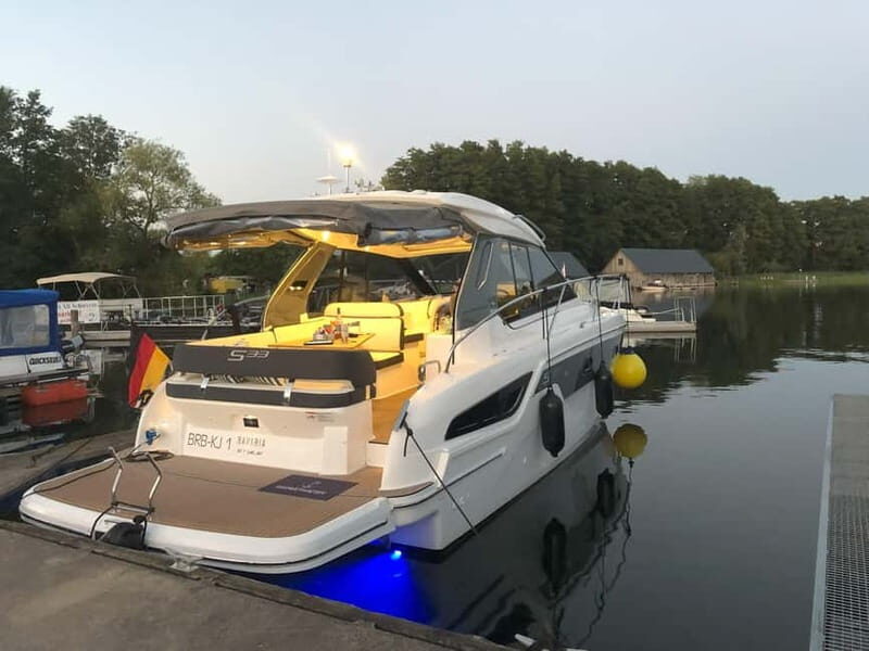 Waren (Müritz): Fun Cruise motor yacht with skipper - 4 hours - What Our Reviewers Say