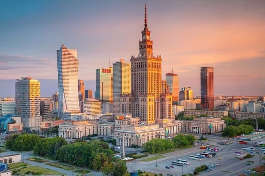 Warsaw : Must-See Walking Tour With A Guide - What to Expect from the Tour