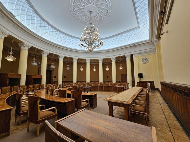 Warsaw: Palace of Culture and Science Guided Tour - An In-Depth Look at the Palace of Culture and Science Guided Tour