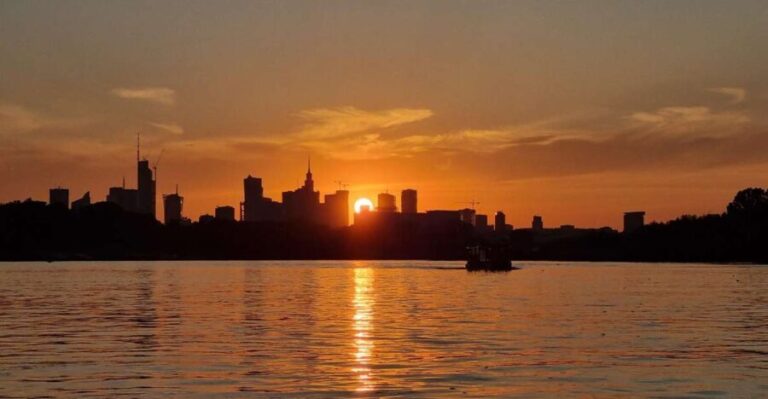 Warsaw: Vistula River Sunset Cruise with Welcome Drink - Authentic Feedback from Travelers