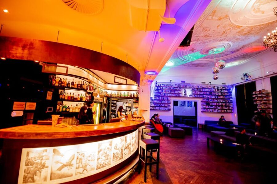 Weekend Night @ The 2nd Floor Secret Club (House / Tech) - The Music and Performances