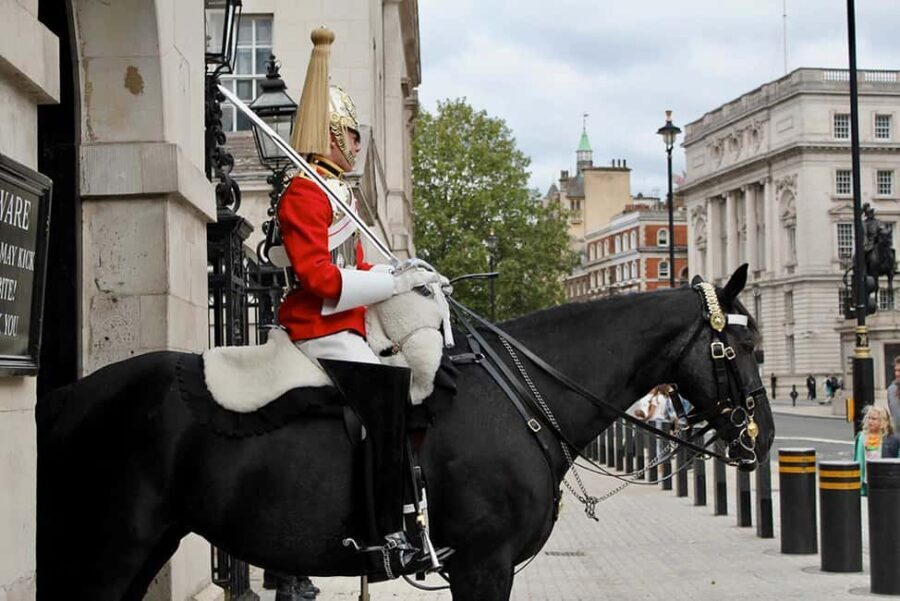 Westminster City Tour with Changing of the Guard - What’s Included and What to Consider