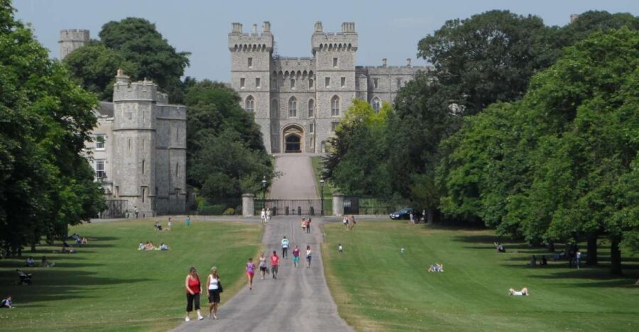 Windsor Oxford Cotswold Private Tour including Admissions - Who Would Love This Tour?