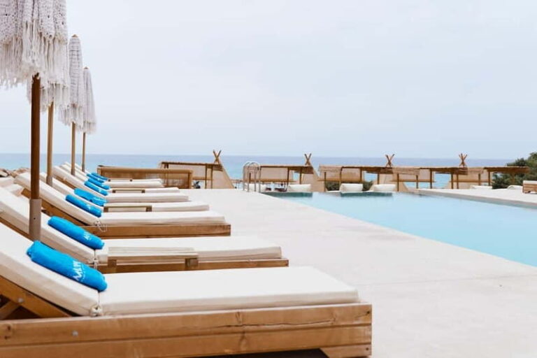 Wine Tasting & Food Pairing at Falassarna Beach ( Macaya ) - Who Will Love This Experience?