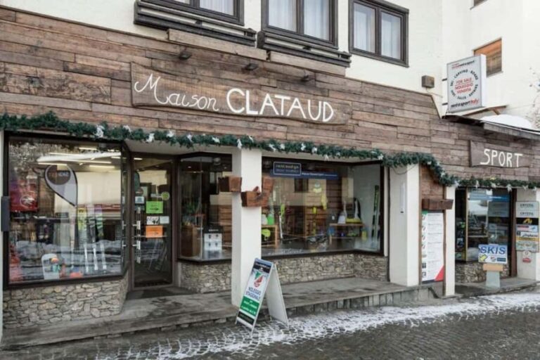 Winter Equipment Rental - Maison Clataud Sport Sauze 2 - FAQs