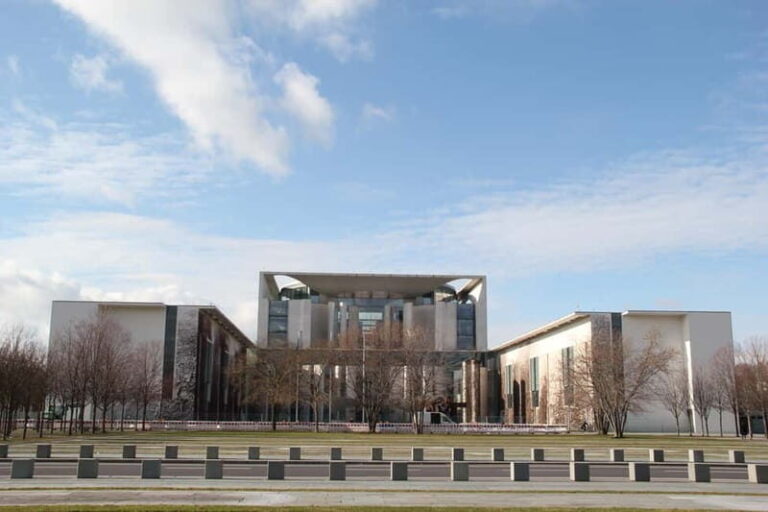 With Reichstag roof-terrace: Insider Parliament tour - A Detailed Look at the Tour Experience