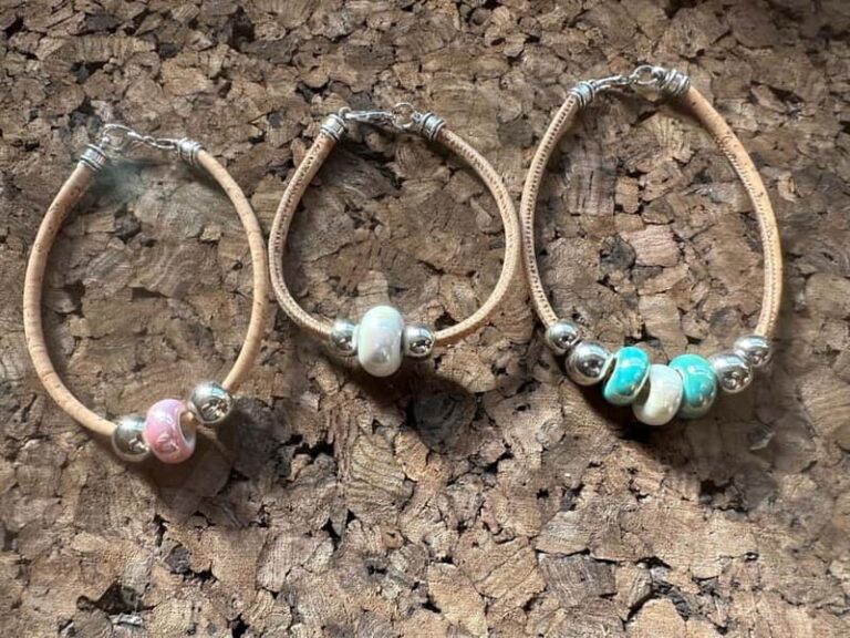 Workshop Cork Necklace, Bracelet, Brooch and Keychain - Who Will Benefit Most From This Experience?