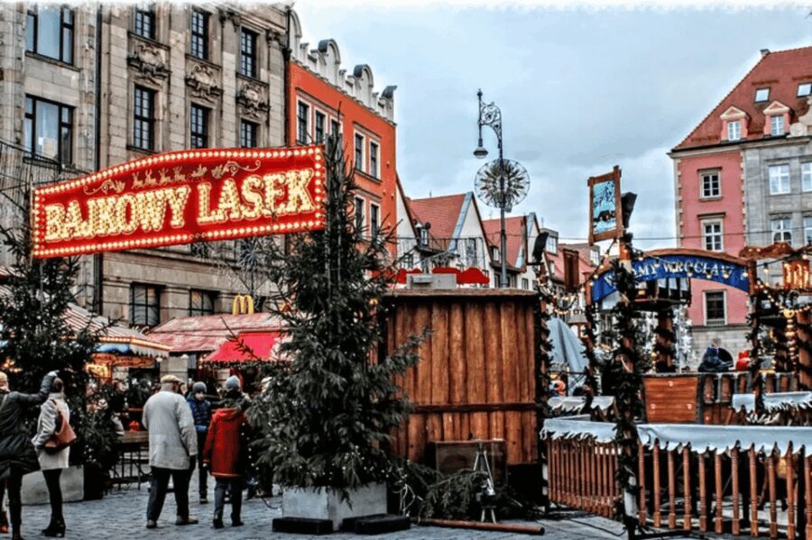 Wrocaw: Christmas Market and City Highlights Walking Tour - What to Expect from the Tour