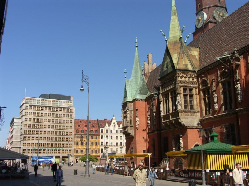 Wroclaw: 2-Hour Private Electric Bus Tour with Guide or Tape - Final Thoughts—Is This Tour Right for You?