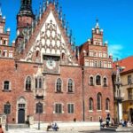 Wroclaw: City of 100 Bridges 4-Hour Private City Tour - The Guide and Logistics