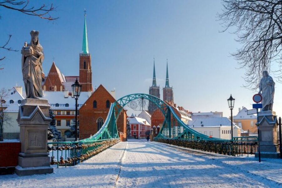 Wroclaw: Private custom tour with a local guide - Why Local Guides Make a Difference