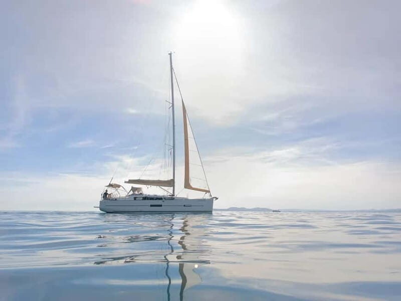 Yacht Me Up All-Inclusive Private Cruise Cannes Lérins Sail - The Details That Matter