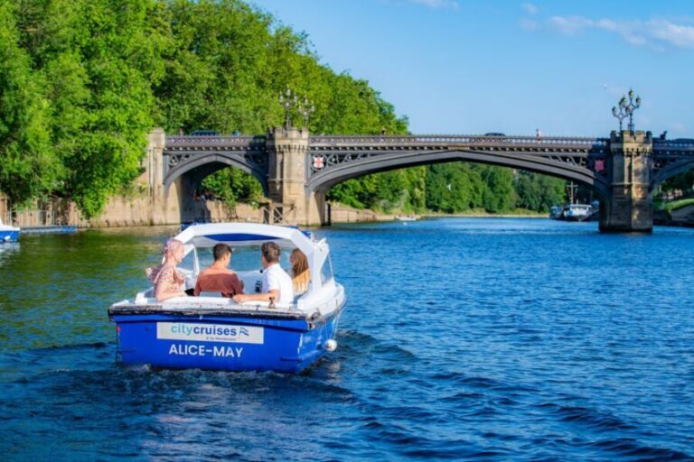 York: Self-Steer Boat Rental - The Sum Up