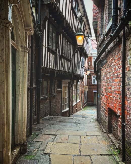 Yorks Snickelways Story Walking Tour - The Itinerary and What to Expect