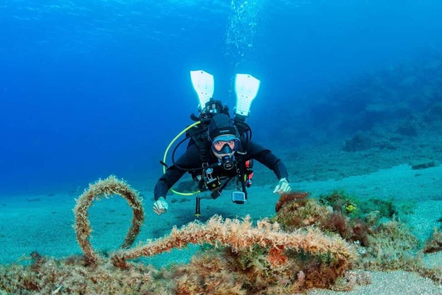 Your first introductory dive in Lanzarote with FREE photos. - FAQ