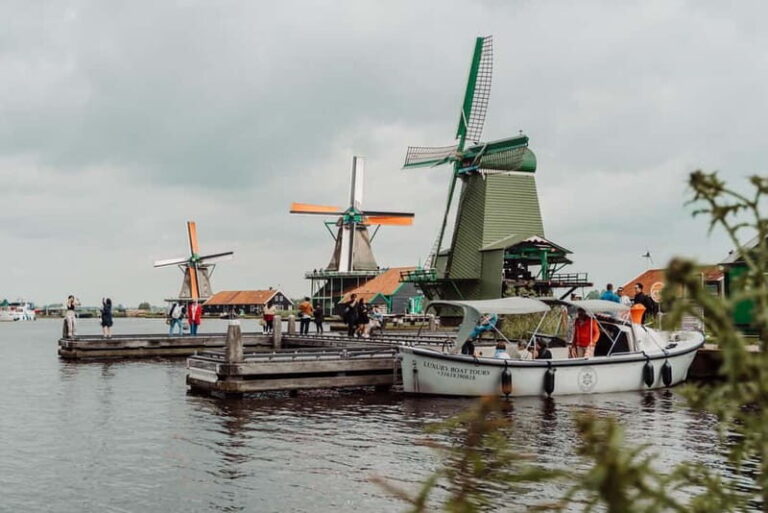 Zaanse Schans: the windmills village tour in Italian - The Value of the Experience