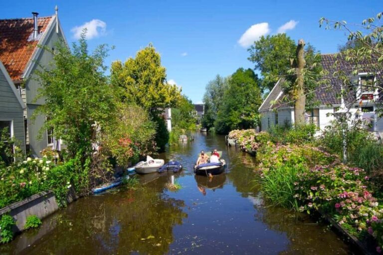 Zaanse Schans Tour & Boat Ride, Volendam, Broek in Waterland - The Value and Practicalities