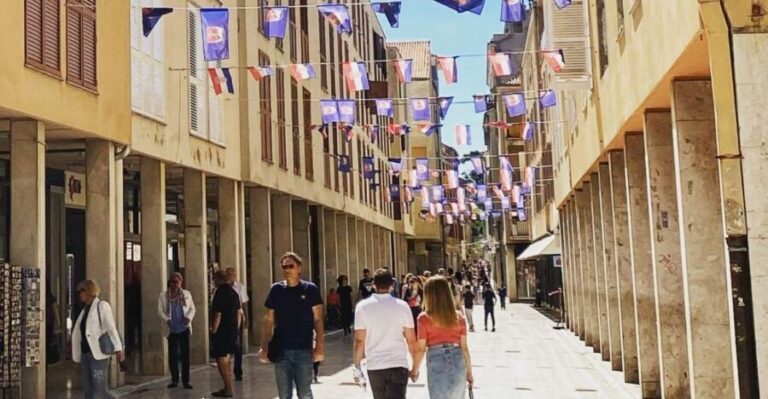 Zadar: Private Walking Tour Through 3,000 Years of History - Tasting the Local Maraschino Liqueur