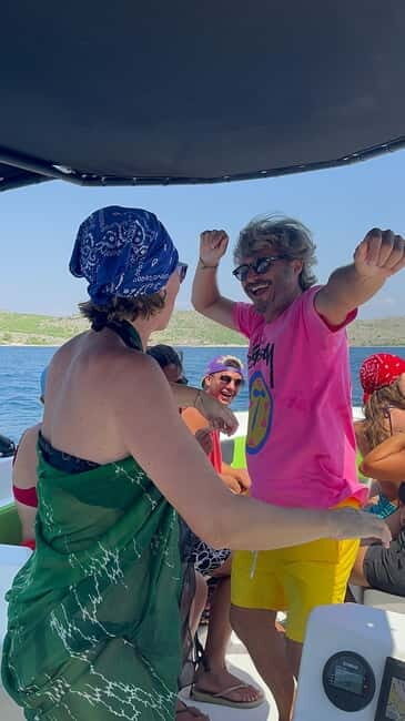 Zadar: Sakarun beach and sunken ship Michelle - An Authentic Speedboat Adventure from Zadar