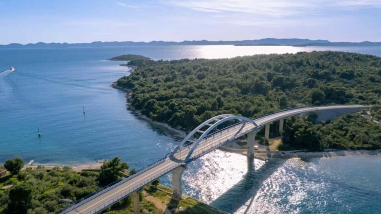 Zadar: Ugljan and Paman Islands tour with pro photographer - Transportation and Group Size