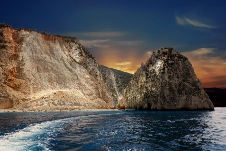 Zakynthos: Laganas Bay, Myzithres & Turtles Speedboat Tour - Key Points