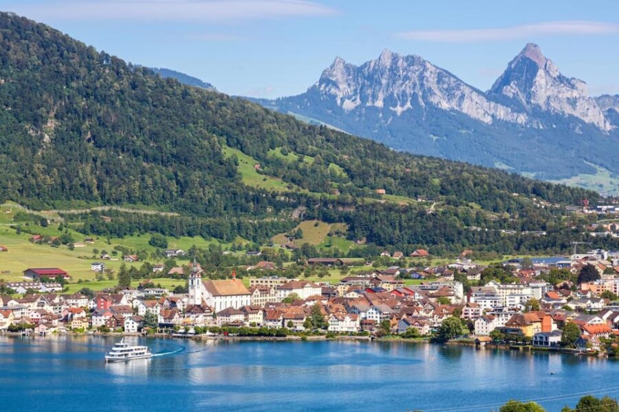 Zug: Express Walk with a Local in 60 minutes - Why This Tour Offers Good Value
