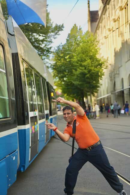 Zurich: Photoshoot & Private Guided Tour with a Local - What to Expect During the Tour