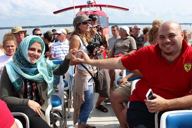 1 hour 'Singer Castle Express' Wildcat 1000 Islands Cruise - Practical Tips for Travelers