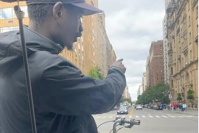 10+ stops Central Park Pedicab Tour Customizable Landmarks - Who Will This Tour Suit Best?