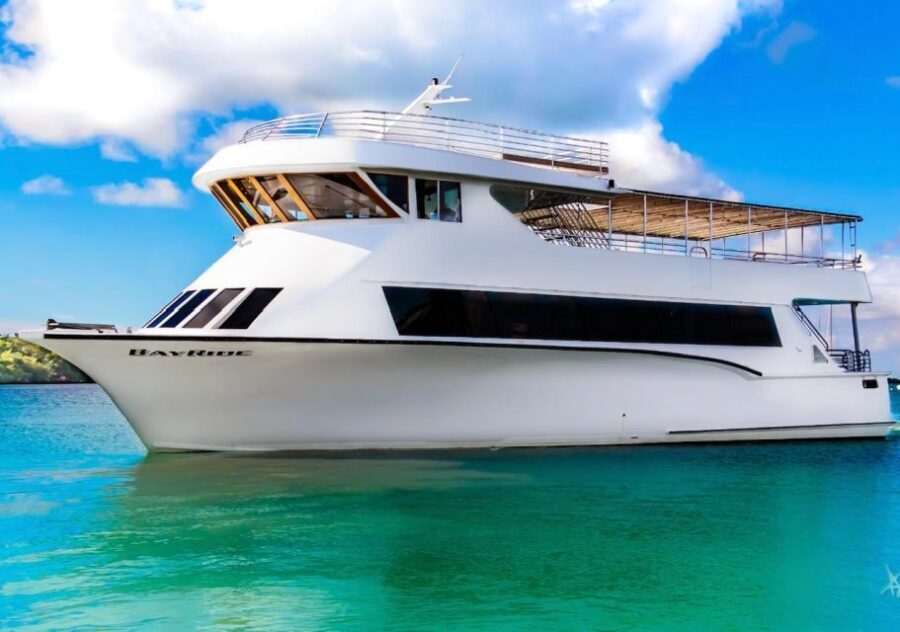 100ft 200 passenger 3 story mega yacht w open bar at Bayside - What’s Included and What’s Not?