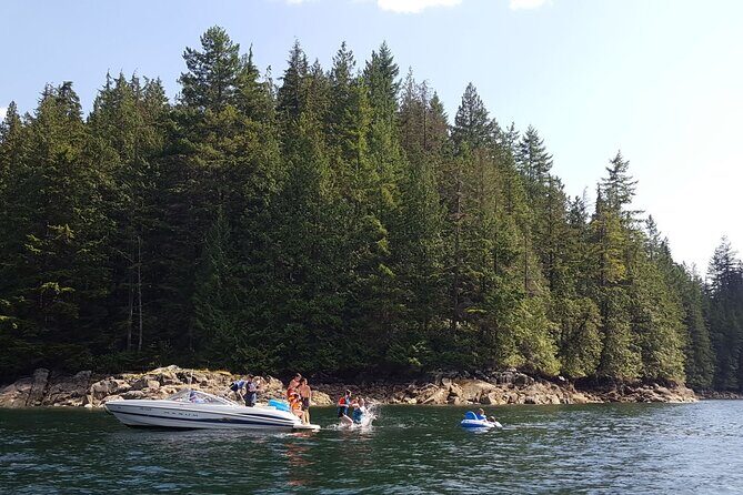 2 Hour Chartered Boat Tour from Deep Cove North Vancouver - An In-Depth Look at the Experience