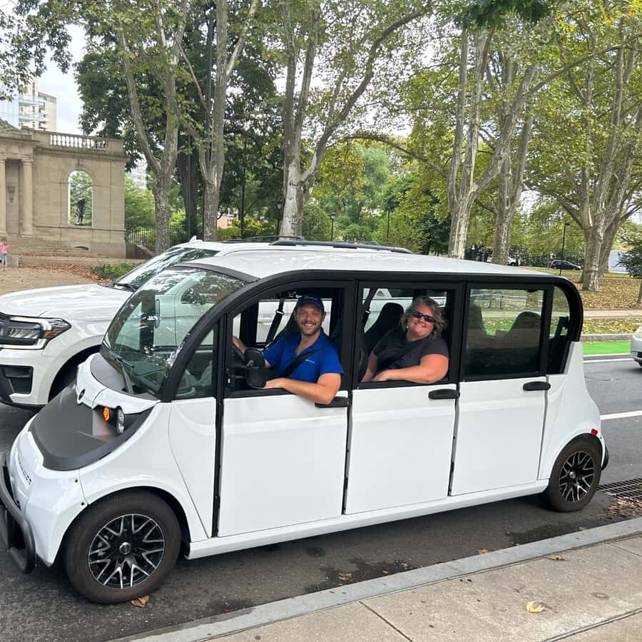 2 Hour Electric Cart Tour of Philadelphia with Local Guide - What to Expect from the Experience