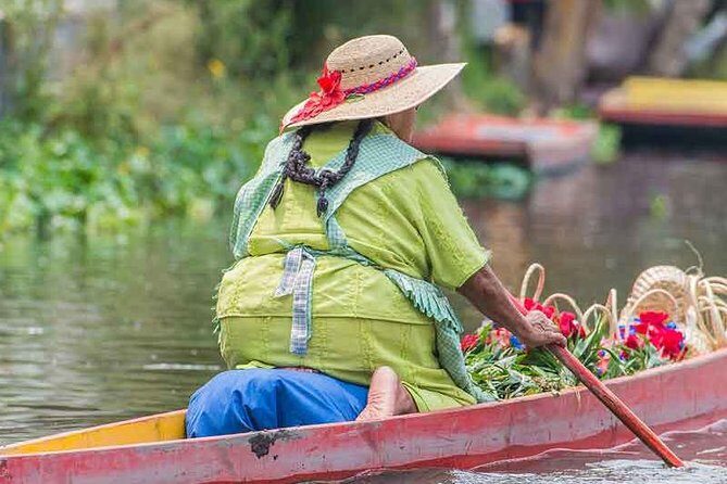 2D: Frida Kahlo Museo(No tiket)-Xochimilco & City CdMx & Pyramids - Transportation and Logistics