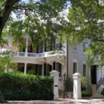 3 Hour Bus Tour and Self Paced Audio Tour of Aiken Rhett House - Who Will Love This Tour?
