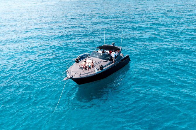 3Hr Private Yacht Cruise in Cabo As if you were aboard your own Private Yacht.Al - The Itinerary: A Closer Look