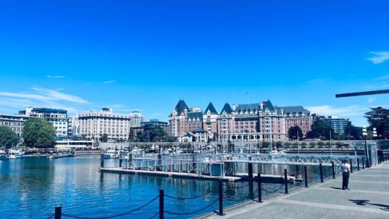 4 Unforgettable Hours in Victoria - The Transportation and Logistics