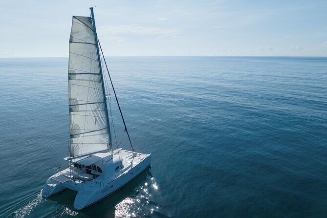 4H Private 38'Catamaran All-Inclusive in Tulum & Playa del Carmen - The Details That Make a Difference
