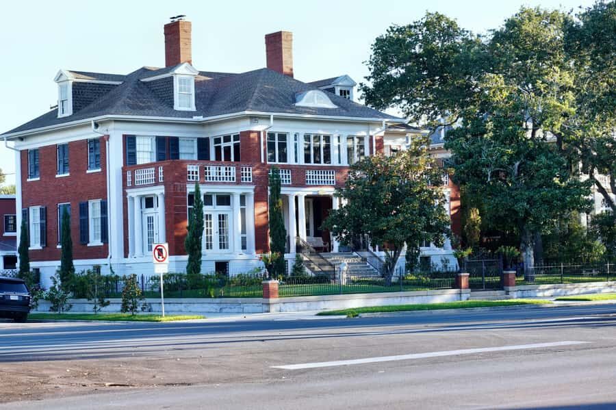 7-Hour Best Of Houston and Galveston Tour - Galveston: Charm on the Seaside