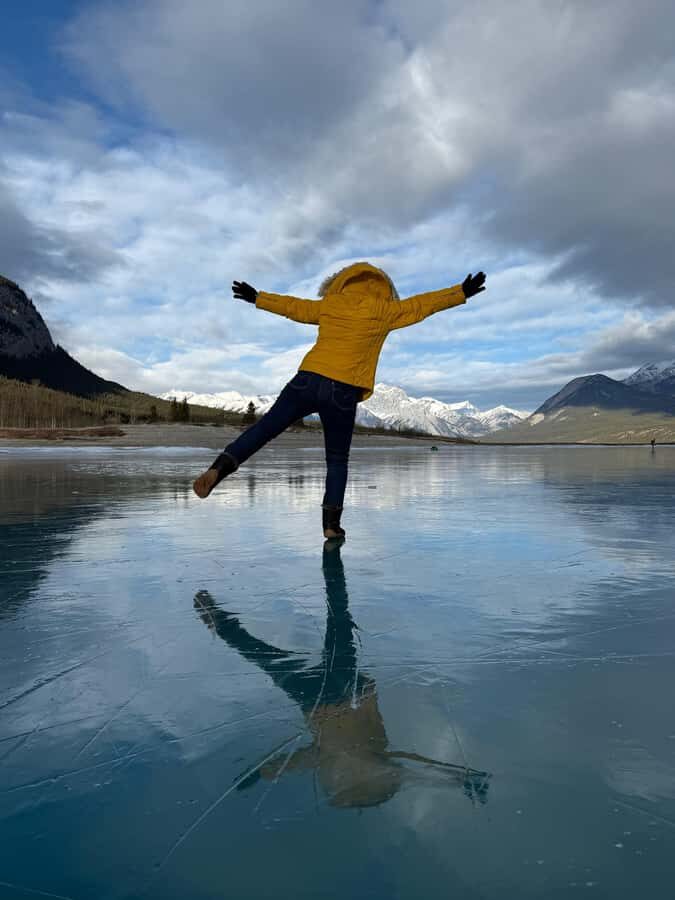 Abraham IceBubble, Peyto, Bow Lake with Snowshoeing& Icewalk - Itinerary Breakdown: What Makes Each Stop Special