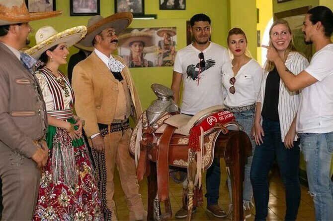 Adventure tour Between Charros, Mariachi and Parián de Tlaquepaque - Authentic Experiences and What Sets This Tour Apart