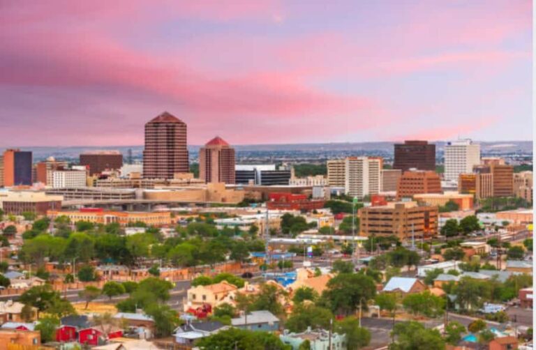 Albuquerque: Family-Friendly Old Town Private Walking Tour - The Itinerary in Detail