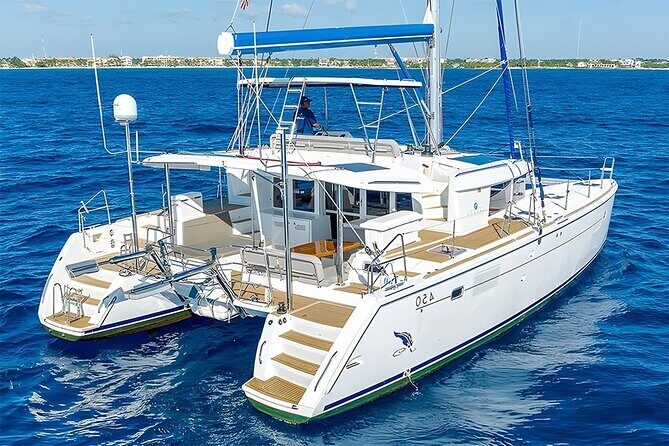 All Inclusive Catamaran 45 ft. Charter in Riviera Maya - What to Expect From the Crew and Comfort