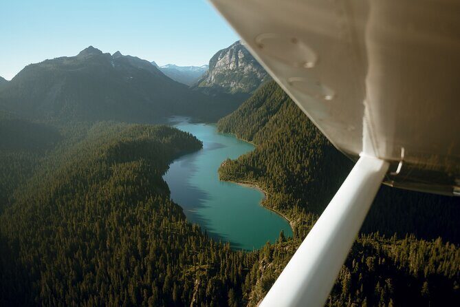 Alpine Lake Flightseeing Experience from Squamish - Analyzing the Value