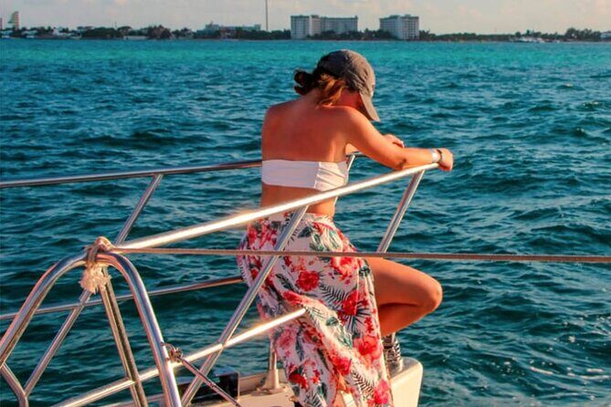Amazing Catamaran Only Adults with Open Bar to Isla Mujeres! - What’s Included and What’s Not